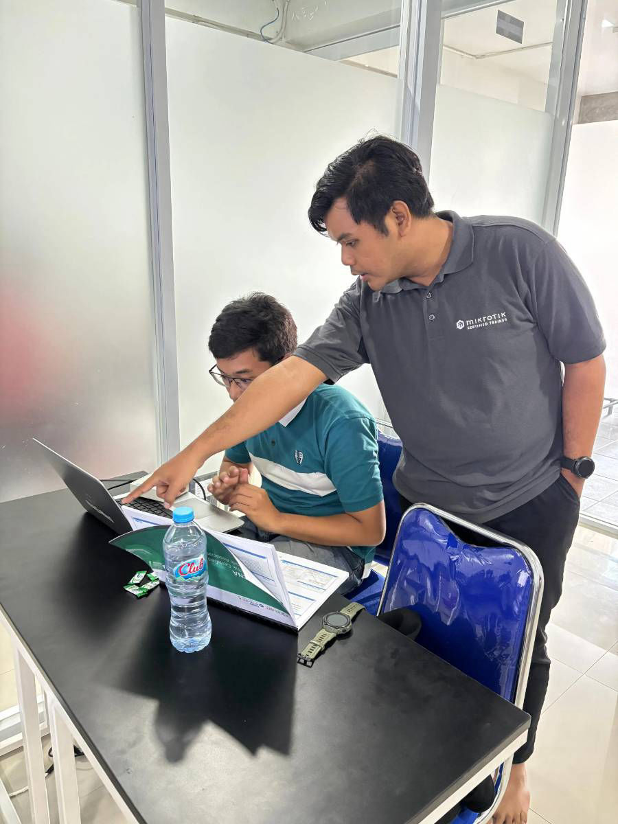 MTCNA | SURABAYA | 23-25 Oktober 2025 - Foto 3