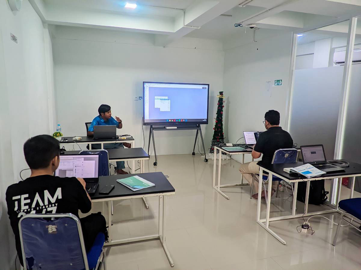 MTCNA | SURABAYA | 17-19 November 2025 - Foto 6